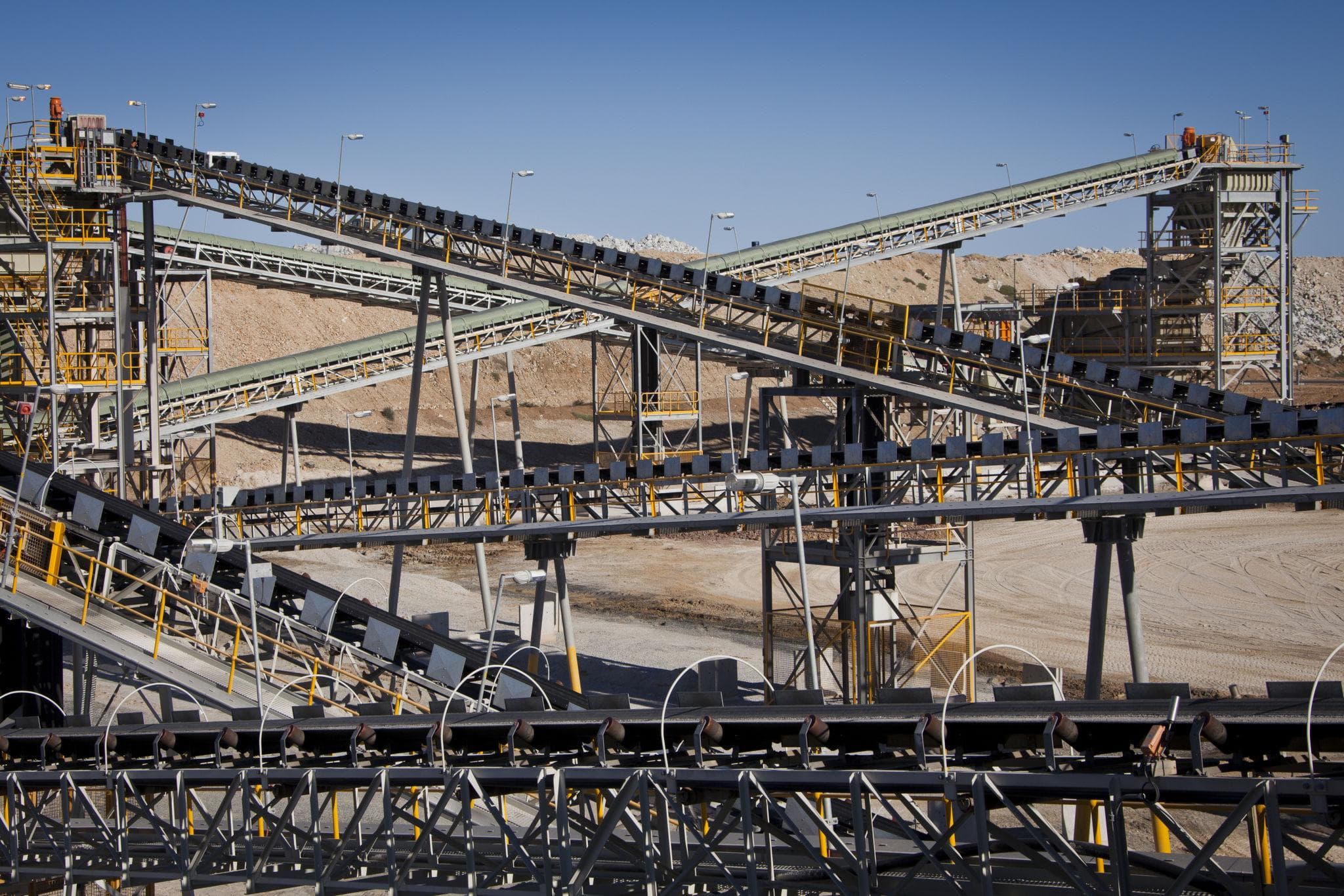 Ingeniería de manejo de materiales y sistemas transportadores